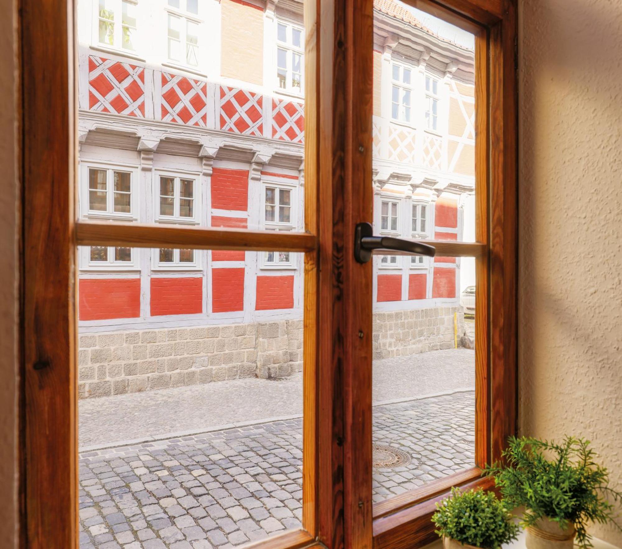 Ferienwohnungen Am Kornmarkt I Quedlinburg Buitenkant foto